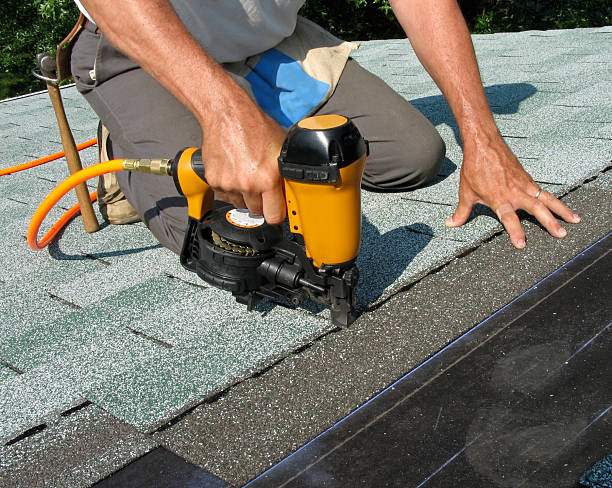 Best Residential Roofing Contractor  in Madison, IL